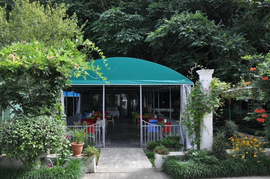 Hotel Captain Gonio Exterior photo