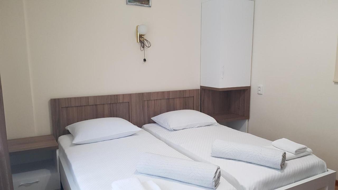 Hotel Captain Gonio Exterior photo