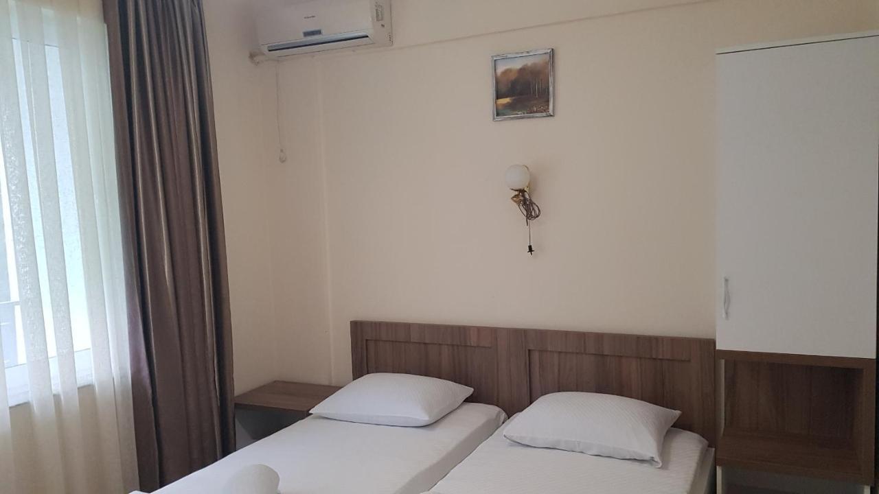 Hotel Captain Gonio Exterior photo